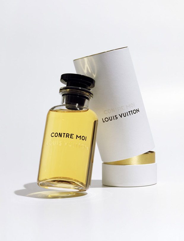 Léa Seydoux charms in Louis Vuitton perfume campaign